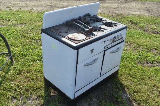 Antique 4 Range Stove
