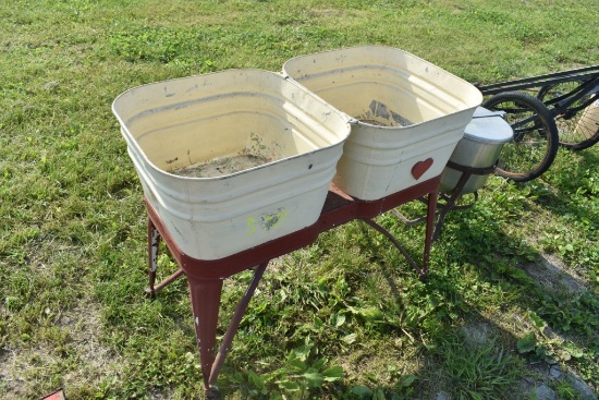 Midwest Double Bay Antique Wash Sink