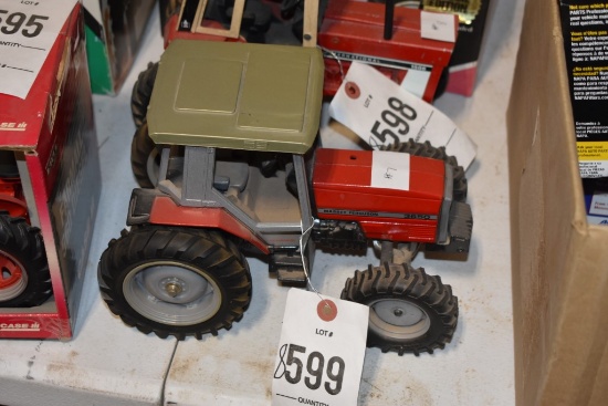 Ertl Massey Ferguson 3650 Tractor 1/16 Scale