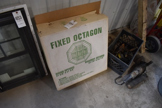Fixed Octagon Window