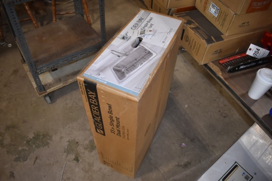 Glacier Bay 33" Stainless Steel Sink