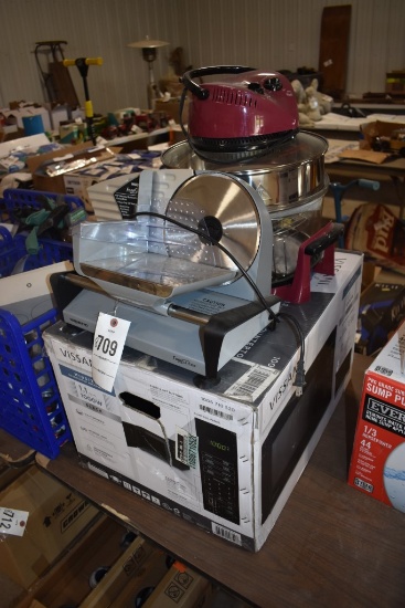 Vissani Microwave, Halogen Oven, Waring Food Slicer