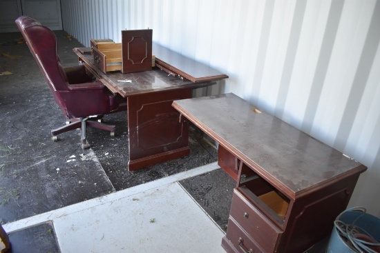 L-Shaped Desk with Office Chair