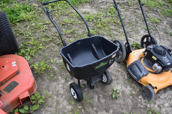 Groundwork Broadcast Spreader
