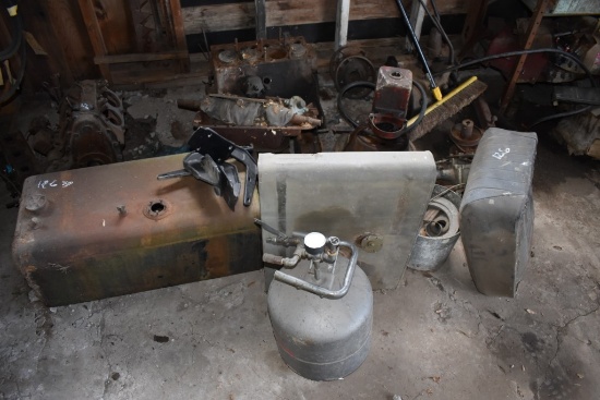 Large Group of Misc Jeep and Car Related Parts