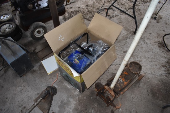 Central Machinery 1-1/2" 52 GPM Water Pump