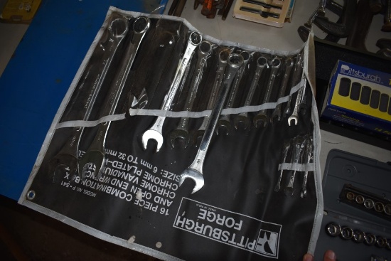 Pittsburgh 16 Piece Metric Wrench Set