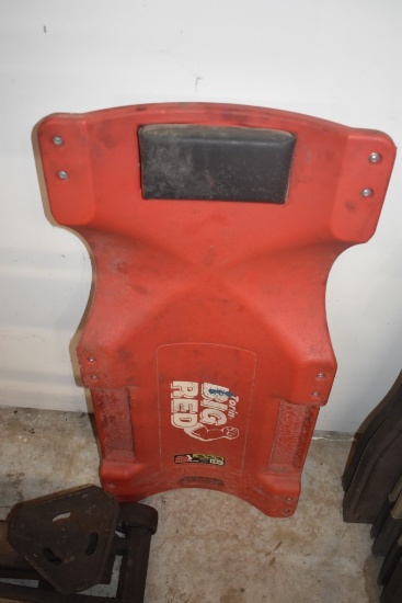 Torin Big Red Mechanics Creeper