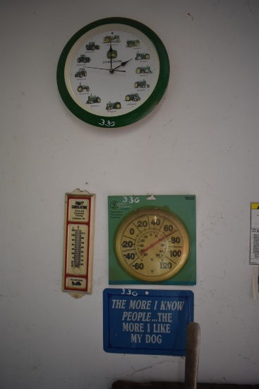 Contents on Wall