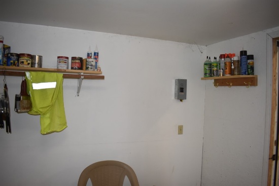 Contents of Right Side of Bathroom