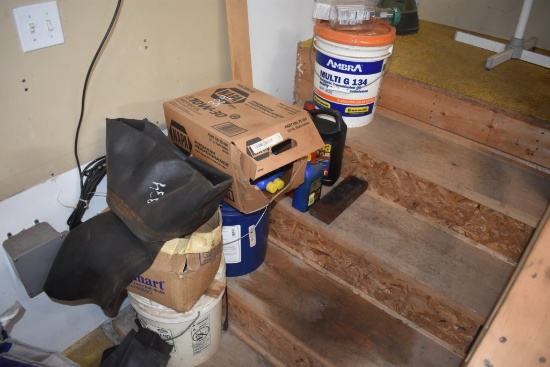 Group of Contents on Steps