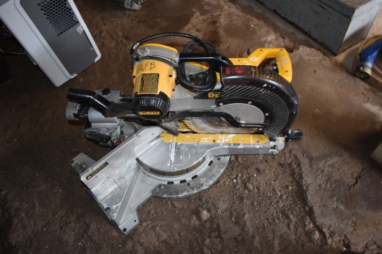 Dewalt Dw718 Miter saw