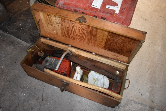 Homelite Chainsaw In Wood Box With Contents