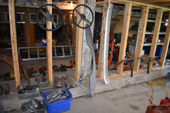 Large Group Of Vintage Car Parts