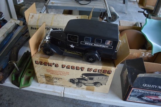 Beam Police Paddy wagon Decanter