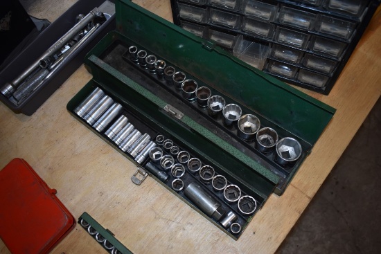 1/2 Drive And 3/8 Drive Socket Sets