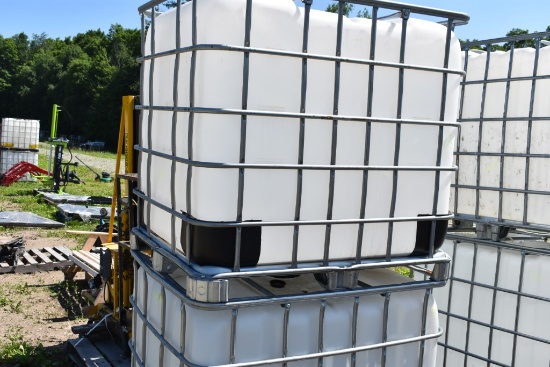 275 Gallon Liquid Tote