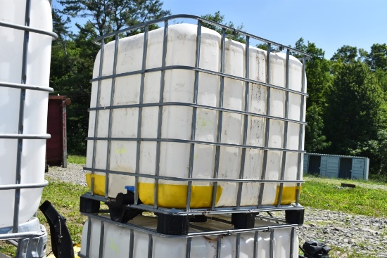 275 Gallon Liquid Tote