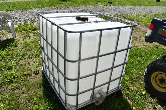 275 Gallon Liquid Tote