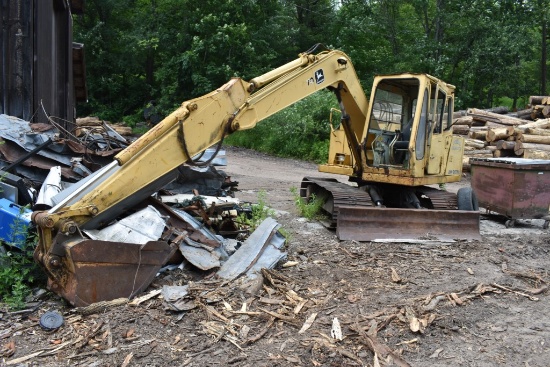 1985 John Deere 70 Excavator