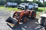 Kubota B8200 Loader Tractor