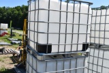275 Gallon Liquid Tote