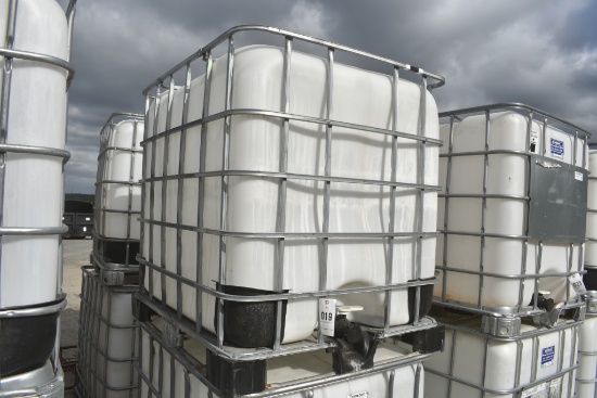 275 Gallon Liquid Tote