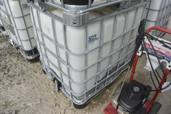 275 Gallon Liquid Tote