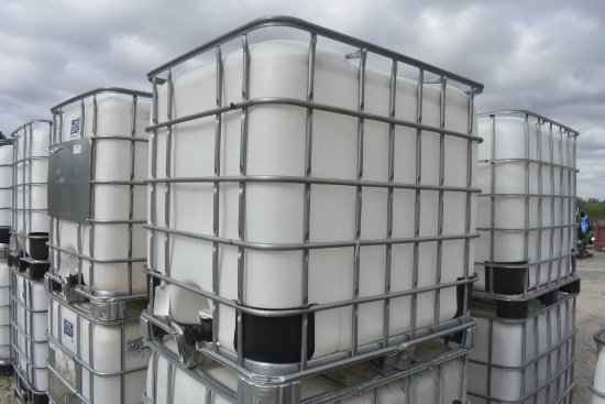 275 Gallon Liquid Tote