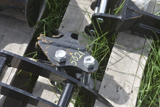 Wolverine Mini Excavator Quick Coupler