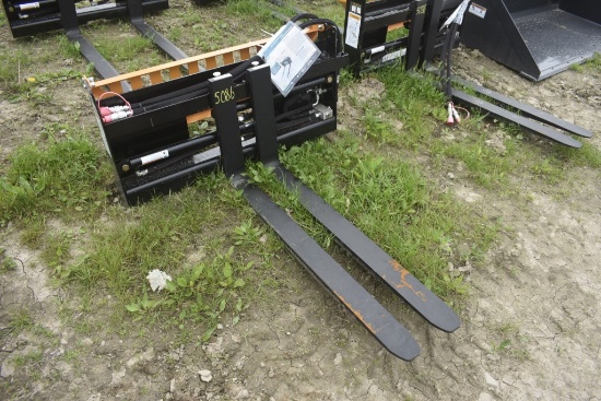 Wolverine Quick Attach Hydraulic Side Shift Pallet Forks with 48" Forks