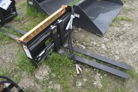Wolverine Quick Attach Hydraulic Side Shift Pallet Forks with 48" Forks