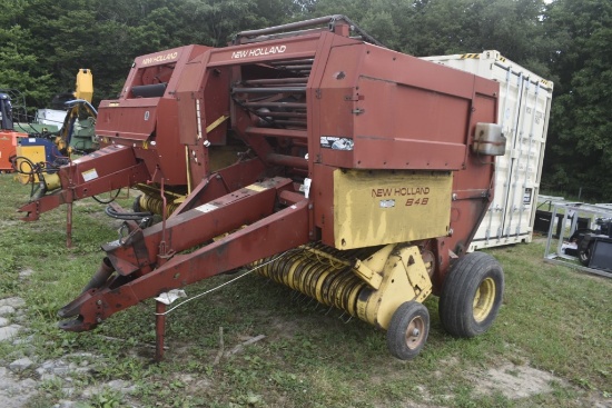New Holland 848 Round Baler