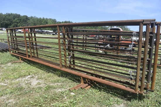 24'x70" Metal Corral Panel with 92" Gate