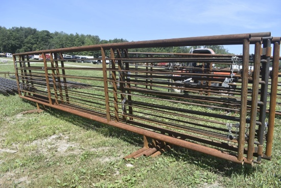 24'x70" Metal Corral Panel with 92" Gate
