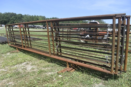 24'x70" Metal Corral Panel with 92" Gate