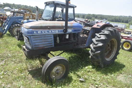 Leyland 384 Tractor