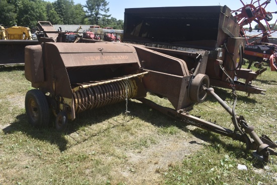 New Holland 282 Square Baler
