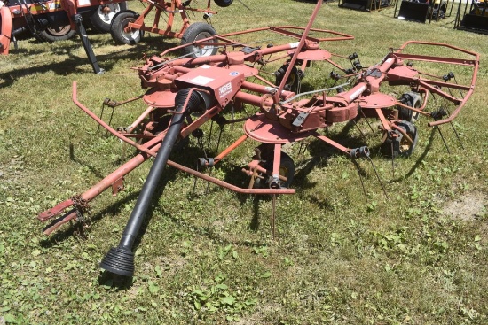 New Holland 169 Digidrive 6 Star Tedder