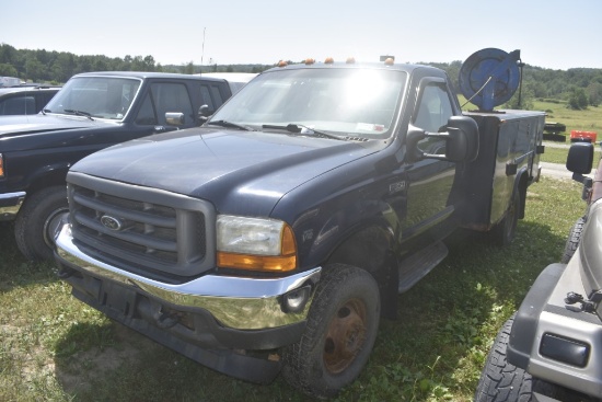 2001 Ford F-350 XL Super Duty Utility Service Truck