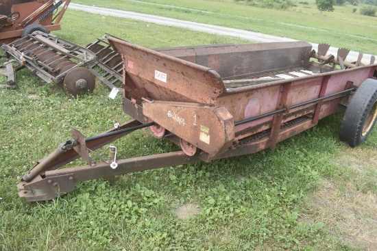 Massey Ferguson 205 Manure Spreader