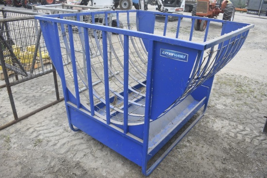 Marweld 66"x66"x50" Hay Feeder