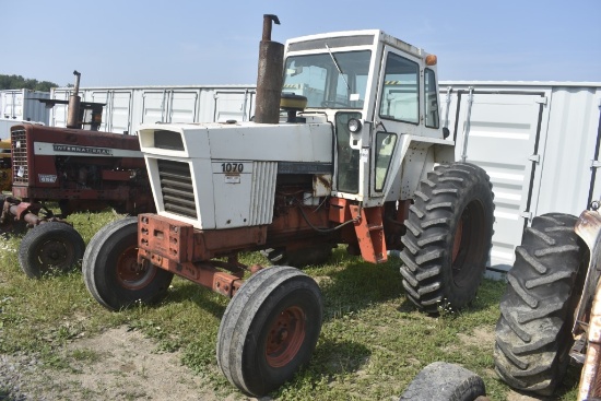 Case Agri King 1070 Tractor