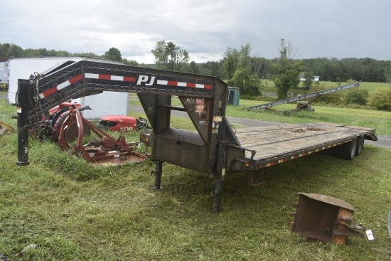 2020 PJ Gooseneck Trailer