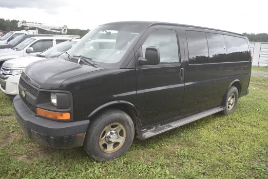 2007 Chevrolet Express 12 Passenger Van