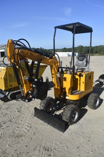 Future L13 Mini Excavator with Wheels