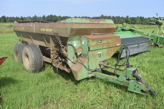 John Deere 874 Side Sling Manure Spreader