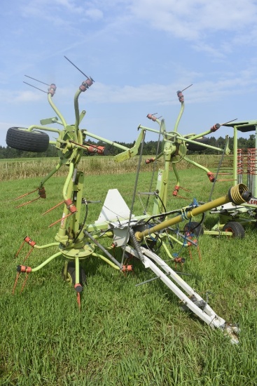 Claas Volto 52 4 Star Tedder