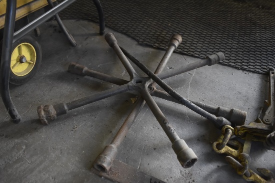 2 Heavy 4 Ways and 1 Tire Iron