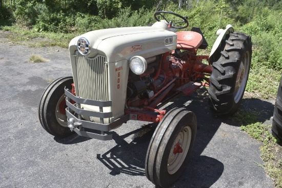 Ford 600 Tractor